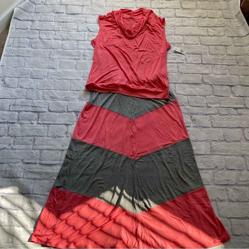 New Sleeveless Skirt Set from New York & Company